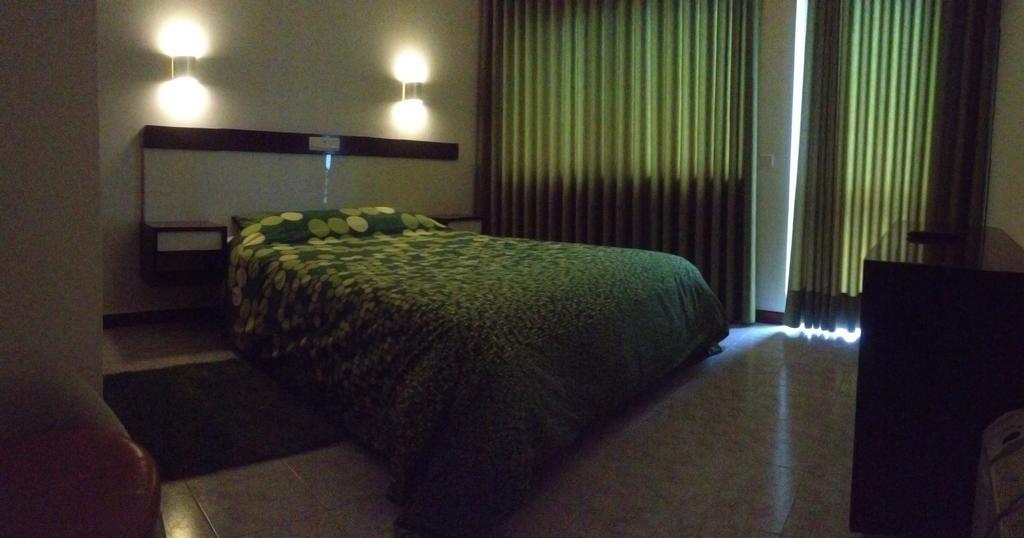 Hotel Teimoso Figueira da Foz Ruang foto