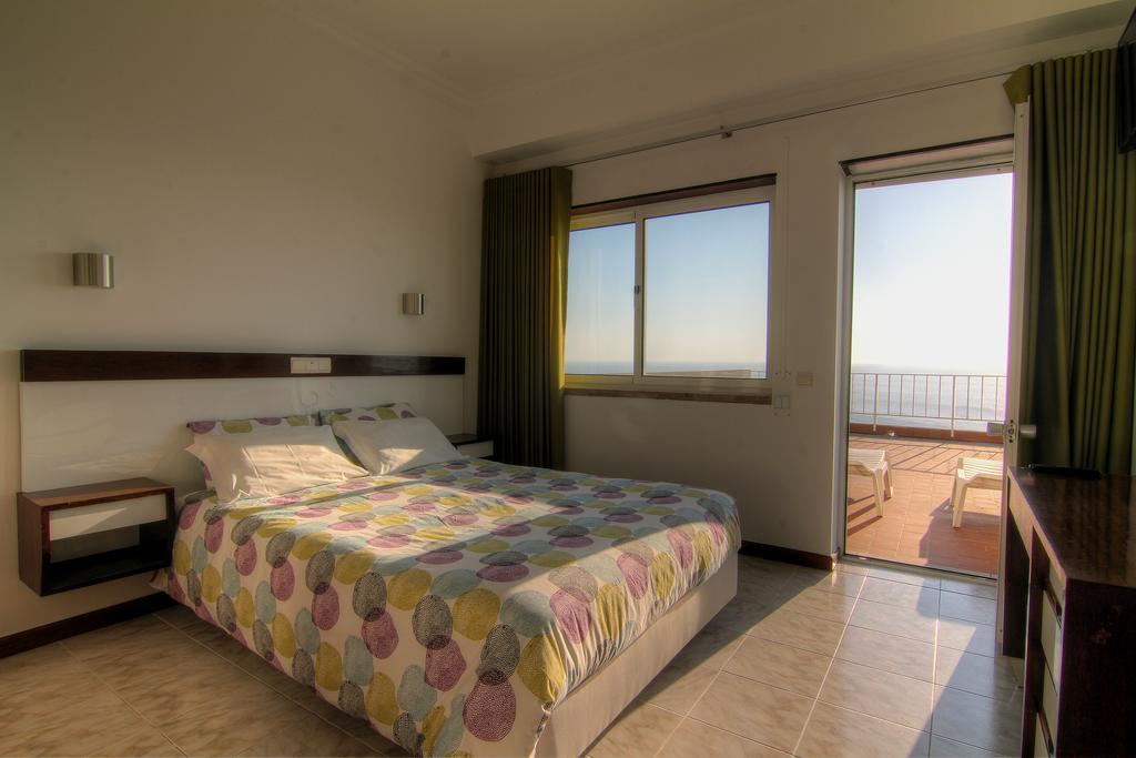 Hotel Teimoso Figueira da Foz Ruang foto