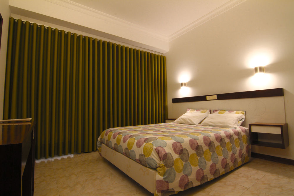 Hotel Teimoso Figueira da Foz Bagian luar foto
